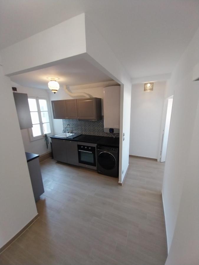 Artists Apartment Montpellier-Place De La Comedie Exterior photo
